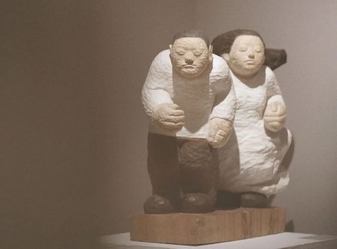 任俊华 《历程》 2018 木 58×22×50cm
任俊华 《历程》 2018 木 58×22×50cm