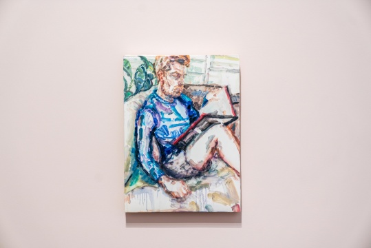 《拉斐尔(阅读中的尼克)》 板上油彩 48.3 x 35.8cm 2018 《拉斐尔(阅读中的尼克)》 板上油彩 48.3 x 35.8cm 2018
