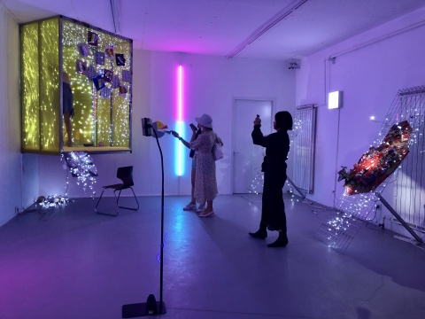 北京现在画廊新址首展 上半场郑维邀你“分蛋糕” 北京现在画廊新址首展 上半场郑维邀你“分蛋糕”