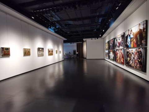 “物自在——文明互融下的新艺术”苏州名城艺术馆展览现场
“物自在——文明互融下的新艺术”苏州名城艺术馆展览现场