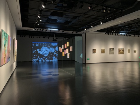 “物自在——文明互融下的新艺术”苏州名城艺术馆展览现场
“物自在——文明互融下的新艺术”苏州名城艺术馆展览现场