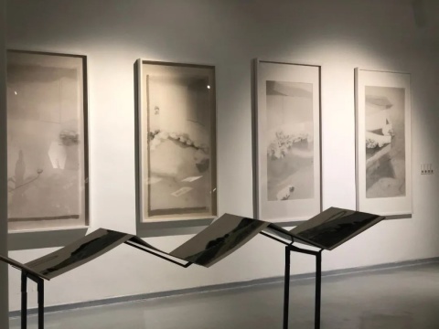 跟随吴洪亮的策展手记,去金鸡湖美术馆看“自·长物志” 跟随吴洪亮的策展手记,去金鸡湖美术馆看“自·长物志”