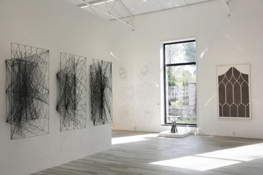 当世界只剩下点线面,松东艺术区群展呈现“有一种形式” 当世界只剩下点线面,松东艺术区群展呈现“有一种形式”