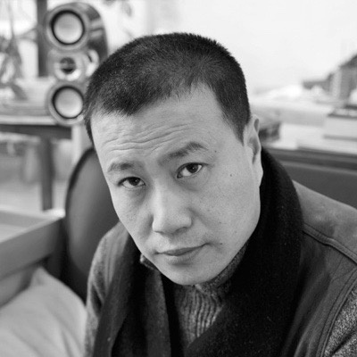 刘庆和
1961年出生于天津，1989年硕士毕业于中央美术学院，现为中央美术学院中国画学院院长、教授、博士生导师

