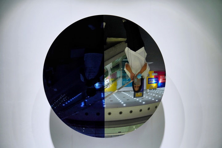 安尼施·卡普尔( Anish Kapoor)作品,据悉价格超过600万元
安尼施·卡普尔( Anish Kapoor)作品,据悉价格超过600万元
