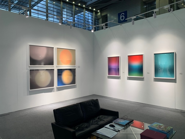 米歇尔·特曼作品,价格在2.5万-12万元不等
米歇尔·特曼作品,价格在2.5万-12万元不等
