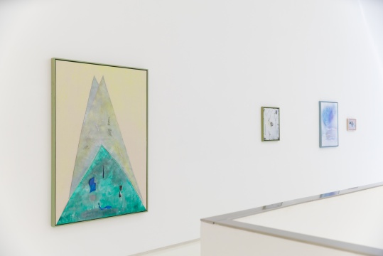 可能是近期最充满童趣的展览了,丘婧彤个展“炮打葡萄”在偏锋画廊开幕 可能是近期最充满童趣的展览了,丘婧彤个展“炮打葡萄”在偏锋画廊开幕