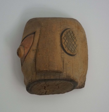 王克平 《沉默》 31×21×30cm 木雕 1979
王克平 《沉默》 31×21×30cm 木雕 1979