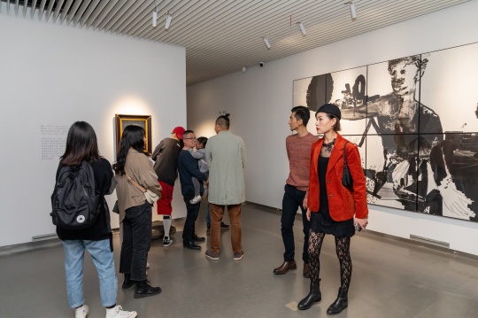 林林峰个展 “正午的分界”开幕  呈双重身份的审视和思考