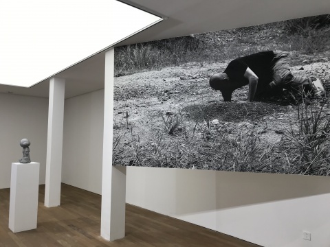 地上掏出个太空人!仇世杰个展在拾萬空间亮相 地上掏出个太空人!仇世杰个展在拾萬空间亮相