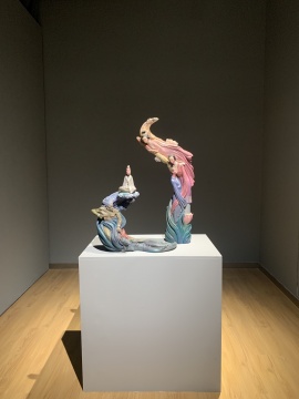 张錩 《小谢》 90×60cm 彩塑
张錩 《小谢》 90×60cm 彩塑