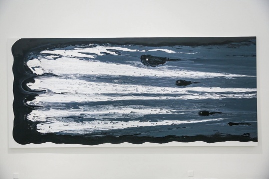 松艺术区左儿个展,一位跨界艺术家的绘画实践 松艺术区左儿个展,一位跨界艺术家的绘画实践
