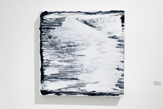 松艺术区左儿个展,一位跨界艺术家的绘画实践 松艺术区左儿个展,一位跨界艺术家的绘画实践