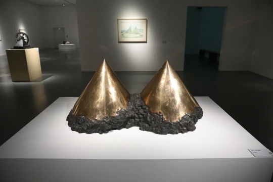 “物语:关根伸夫艺术展”展览现场
“物语:关根伸夫艺术展”展览现场