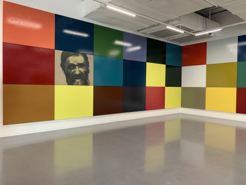 颜磊《有限艺术项目》125幅 105×130cm 布面油画 2012 悦来美术馆展览现场 2020
颜磊《有限艺术项目》125幅 105×130cm 布面油画 2012 悦来美术馆展览现场 2020