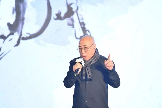 中国电影家协会副主席尹力
中国电影家协会副主席尹力