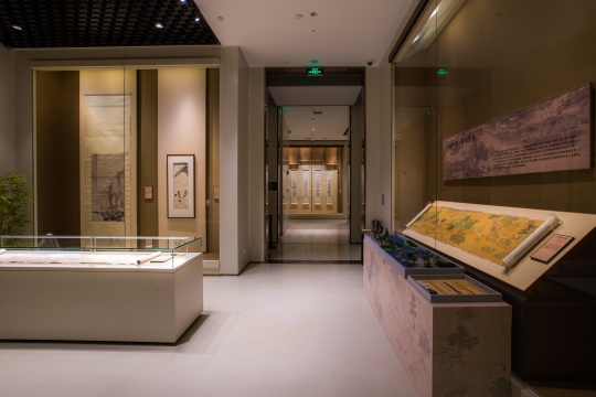 江南——苏宁艺术馆馆藏山水人文主题特展开幕