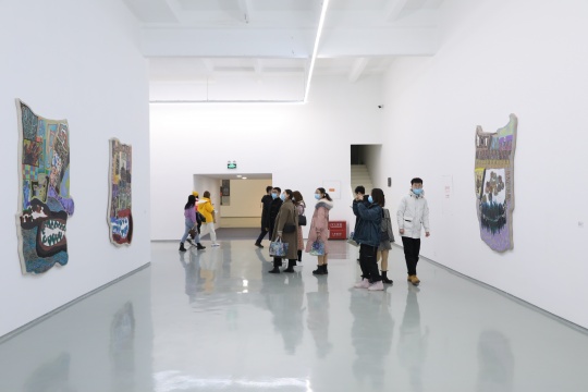 蜂巢北京在“爱人的形状”与“变身之间”共跨年 蜂巢北京在“爱人的形状”与“变身之间”共跨年