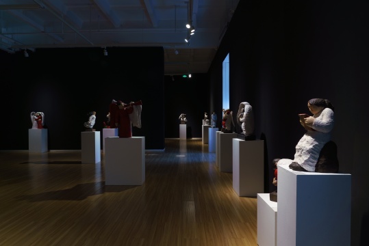 任俊华个展“归回”亮相Hi艺术中心,以质朴木雕诉说温馨情感 任俊华个展“归回”亮相Hi艺术中心,以质朴木雕诉说温馨情感