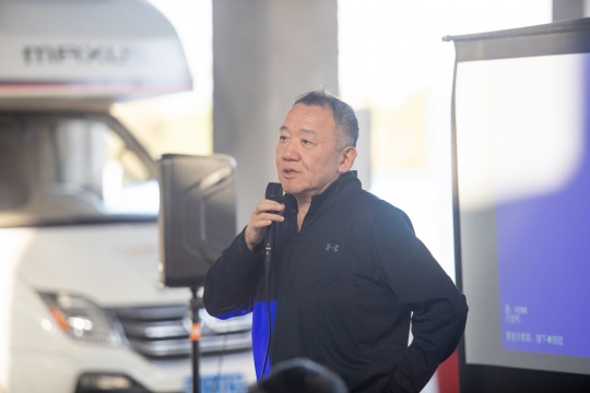 策展人 孙振华
策展人 孙振华