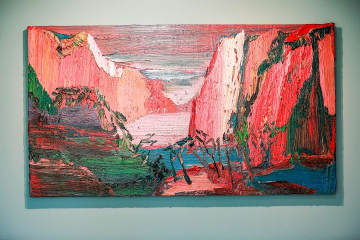 尹朝阳《光明顶》100×180cm 布面油画 2018 尹朝阳《光明顶》100×180cm 布面油画 2018