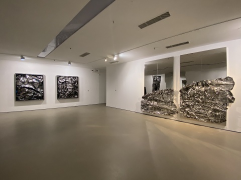 今日美术馆开幕王家增新展 铁的 “事件”就是弯曲就是世界本身 今日美术馆开幕王家增新展 铁的 “事件”就是弯曲就是世界本身
