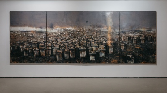 《工业日记270》 200×540cm 布面油画 2011
《工业日记270》 200×540cm 布面油画 2011