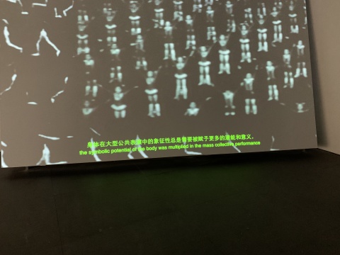 无法承受安全感的愉悦,我决定深入到充满焦虑的“地洞”与“桃花源” 无法承受安全感的愉悦,我决定深入到充满焦虑的“地洞”与“桃花源”