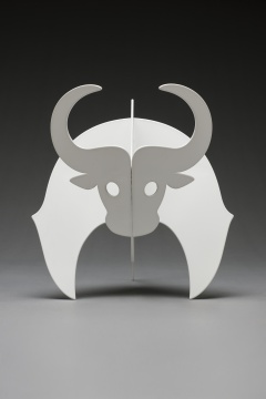 杨东鹰 《白牛》 53×34×33cm 9版 铁喷塑 2021
杨东鹰 《白牛》 53×34×33cm 9版 铁喷塑 2021