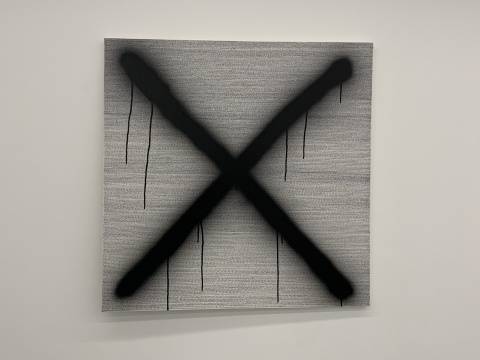 Ash Zing在拟像空间的个展,据说想卖一些从佛像身上打磨下来的粉末 Ash Zing在拟像空间的个展,据说想卖一些从佛像身上打磨下来的粉末