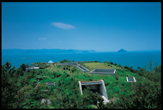 直岛 Naoshima，图片来源：安藤忠雄建筑研究所

 
