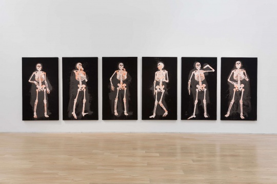 《“哲学家”系列》 208 × 116 cm × 6 布面丙烯和腐蚀 2020 - 2021
《“哲学家”系列》 208 × 116 cm × 6 布面丙烯和腐蚀 2020 - 2021