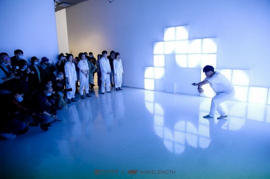 北京时代美术馆全新大展《WAVELENGTH:此时此刻》开展 北京时代美术馆全新大展《WAVELENGTH:此时此刻》开展