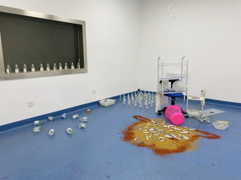“中国艺术家精神病专科”真的落成了,我整个人目瞪口呆 “中国艺术家精神病专科”真的落成了,我整个人目瞪口呆