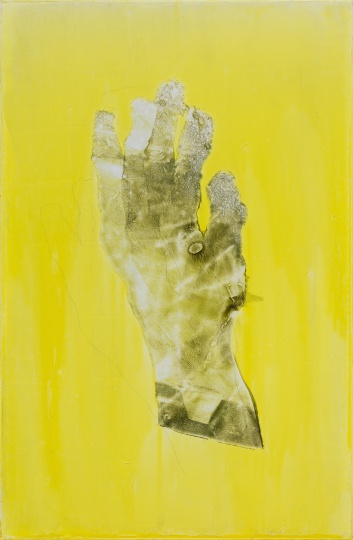 《手(黄背景)》 90×60cm 木板油彩、转印 2020
《手(黄背景)》 90×60cm 木板油彩、转印 2020