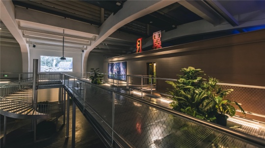 美术馆变身时代舞台,曹斐最新个展亮相UCCA 美术馆变身时代舞台,曹斐最新个展亮相UCCA