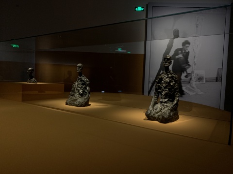 阿尔贝托·贾科梅蒂(Alberto Giacometti)作品展 展览现场
阿尔贝托·贾科梅蒂(Alberto Giacometti)作品展 展览现场