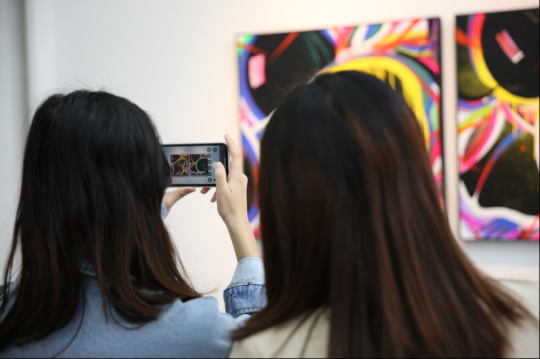 侯佳男个展“发条幻象”展览现场
侯佳男个展“发条幻象”展览现场