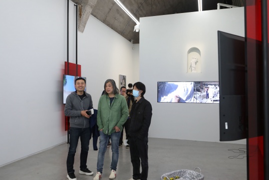 新世纪当代艺术基金会新展“无独有偶”,5位艺术家拓展影像边界 新世纪当代艺术基金会新展“无独有偶”,5位艺术家拓展影像边界