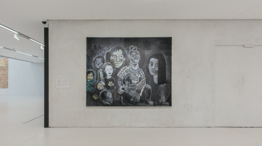 余友涵，《黑色绘画》 ，2000，布面丙烯，227 × 182 cm。图片由 UCCA 尤伦斯当代艺术中心提 供。

 
