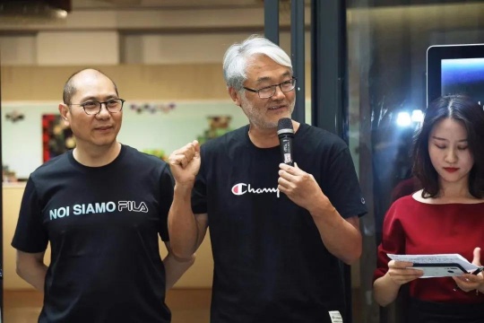 策展人贾廷峰
策展人贾廷峰