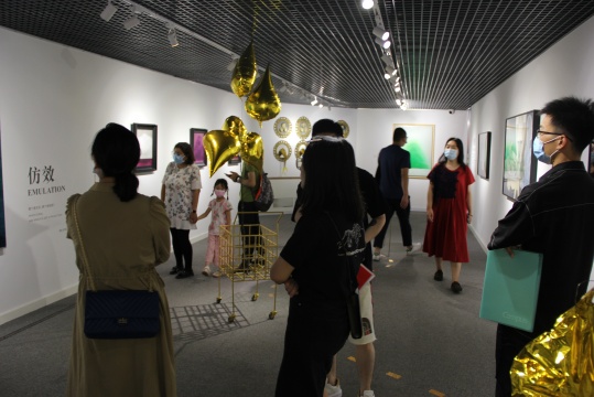 芳草地画廊呈现群展“云泥” 芳草地画廊呈现群展“云泥”