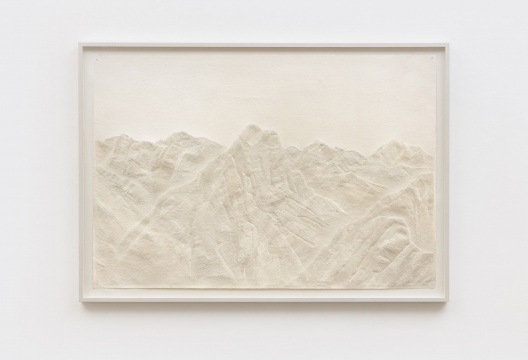 付小桐《164.850孔》 100×72cm 手工宣纸 2019 付小桐《164.850孔》 100×72cm 手工宣纸 2019