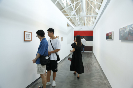 观众参观 观众参观