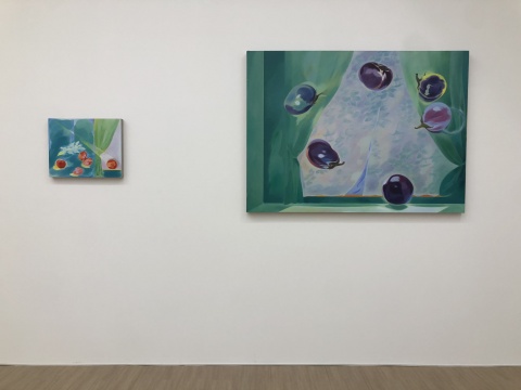 朱荧荧作品《回旋2》(左)50×40cm 布面油画 2021
《回旋1》(右)150×110cm 布面油画 2021
朱荧荧作品《回旋2》(左)50×40cm 布面油画 2021
《回旋1》(右)150×110cm 布面油画 2021