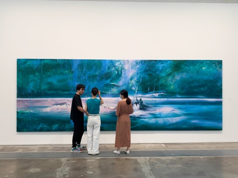 刘海辰《重生之河》210×600cm 布面油画 2021
刘海辰《重生之河》210×600cm 布面油画 2021