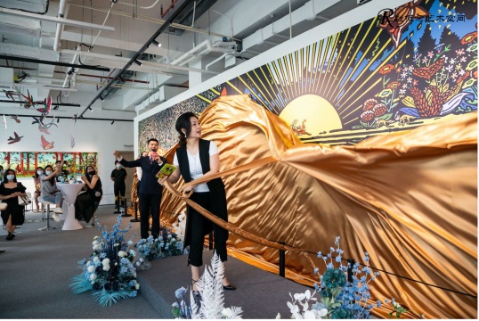 “天使”降临凤屿湖!数字艺术大咖卜桦南宁首展盛大举行 “天使”降临凤屿湖!数字艺术大咖卜桦南宁首展盛大举行