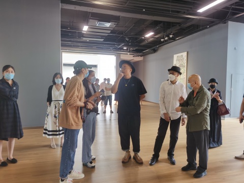 百变的陈子丰,以100多件作品诠释“重塑体用” 百变的陈子丰,以100多件作品诠释“重塑体用”