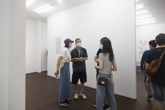 劳家辉是如何分裂成劳大伦的? 劳家辉是如何分裂成劳大伦的?