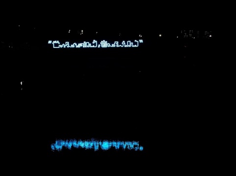 何岸《世界是你们也是我们的》 H70×900×100cm 不锈钢、耐候树脂、透镜 LED 光源 (定制)、变压器、色粉、色胶 2021 何岸《世界是你们也是我们的》 H70×900×100cm 不锈钢、耐候树脂、透镜 LED 光源 (定制)、变压器、色粉、色胶 2021